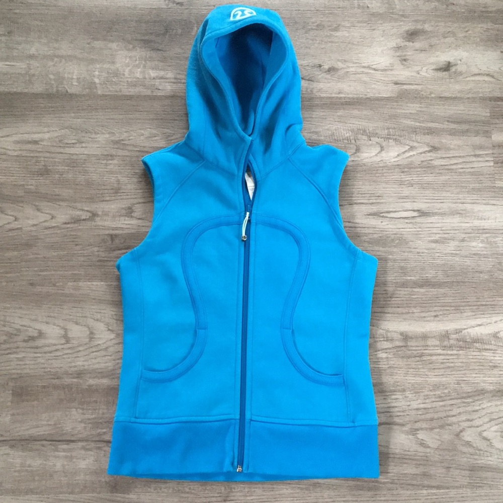 Lululemon - Suns Out Guns Out Vest - Blue